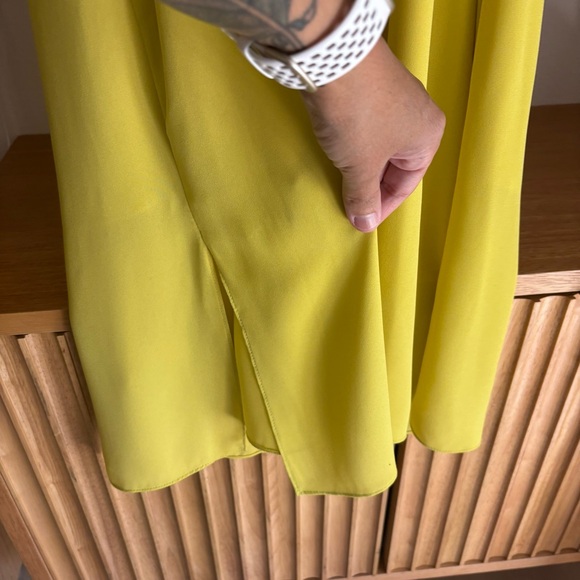 Socialite Vibrant Yellow Midi Dress - Picture 8 of 15
